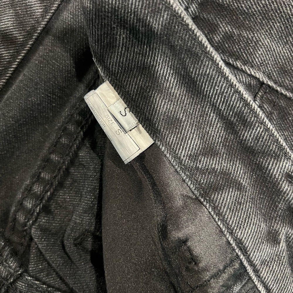 Black Boyfriend Jeans with High-Rise Waist - Picture 3 of 4